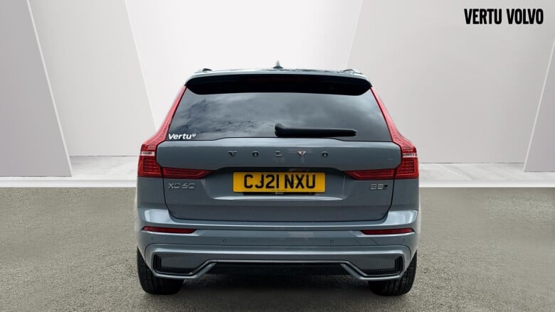 Volvo Xc60 2.0 B5P R DESIGN 5dr AWD Geartronic Petrol Estate